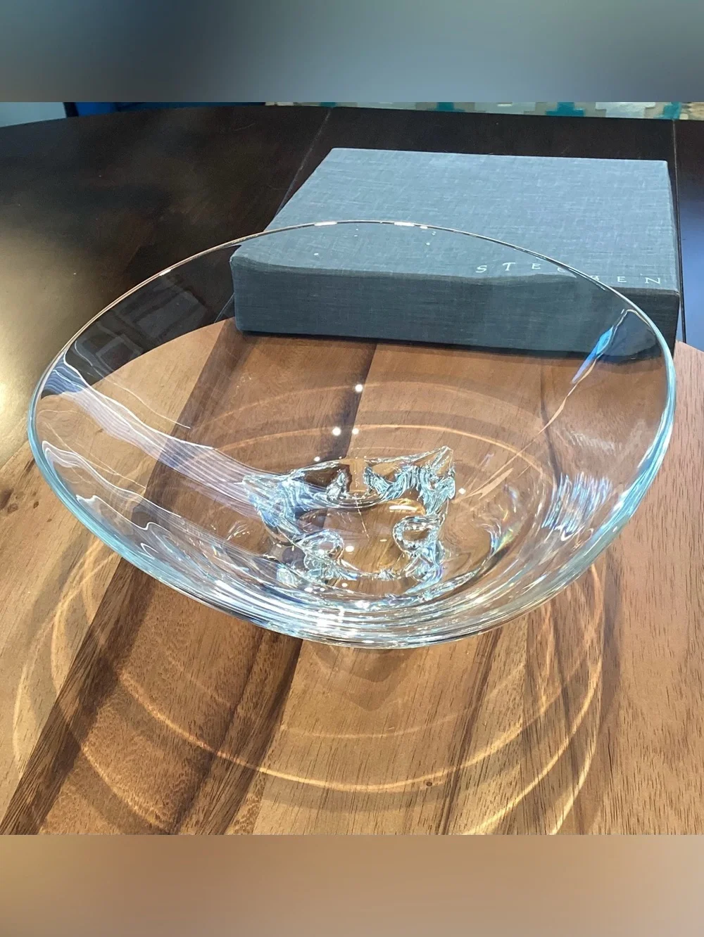 Steuben Vintage Crystal Footed Trillium Bowl Signed Model 8089 in EUC